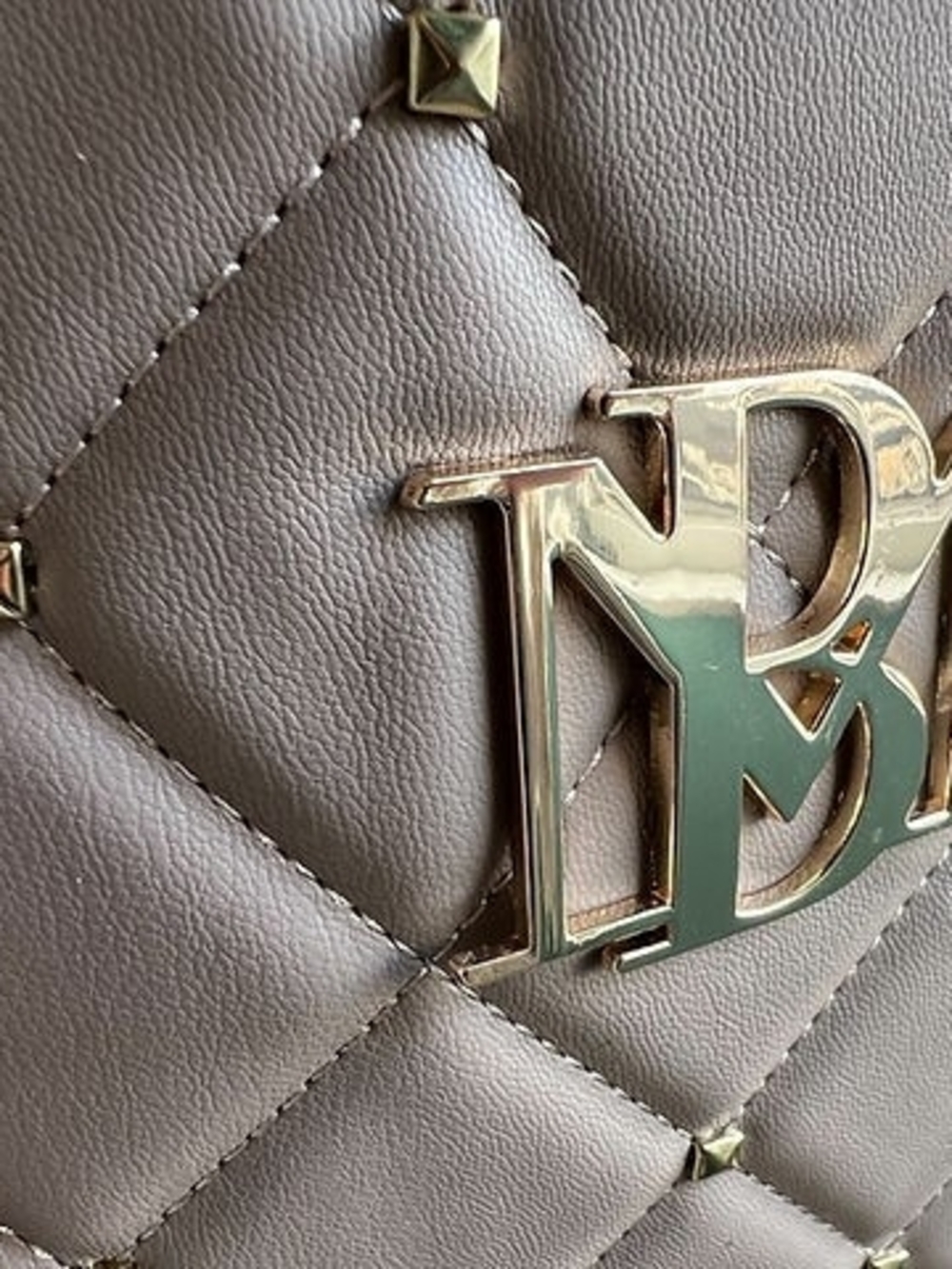 Badgley Mischka Quilted Taupe Tote with Gold Hardware - Picture 8 of 8